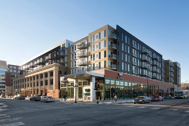The Penfield St. Paul Apartments Apartment Building Exterior 768x512
